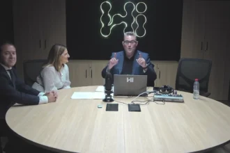 ¿Qué es el podcasting? Beneficios y formatos. 25 Podcast SwipeUp en Hi Coruna