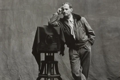 Exposición «Irving Penn: Centennial» en A Coruña: Marta Ortega Pérez Impulsa el Arte en el Muelle de Batería 14 Irving Penn