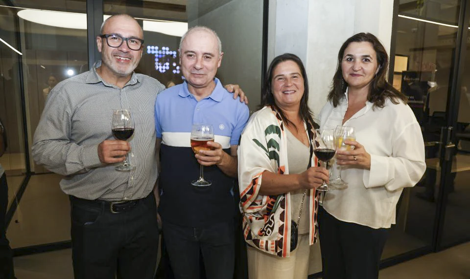 Hi Coruña cumple un año: innovación, comunidad y talento desde el corazón digital de A Coruña 11 barry - jose - ofe - ana